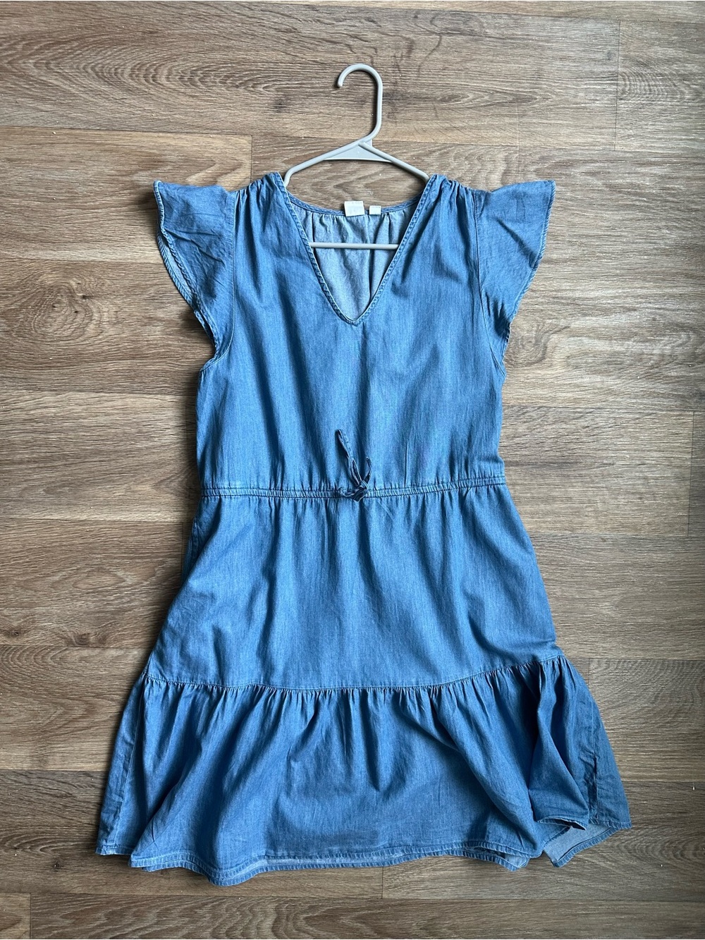 GAP Denim Flutter Sleeve Dress Tie Waist Chambray Tiered Mini Size M